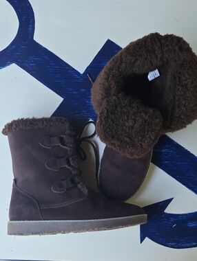 Aussie Merino Brown Suede Lace-up Ankle Boot Size 9